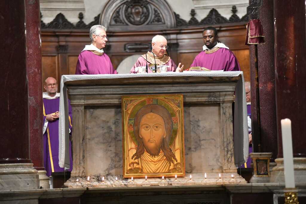 La Comunità di Sant'Egidio in festa per una nuova ordinazione sacerdotale. Mons. Vincenzo Paglia: 